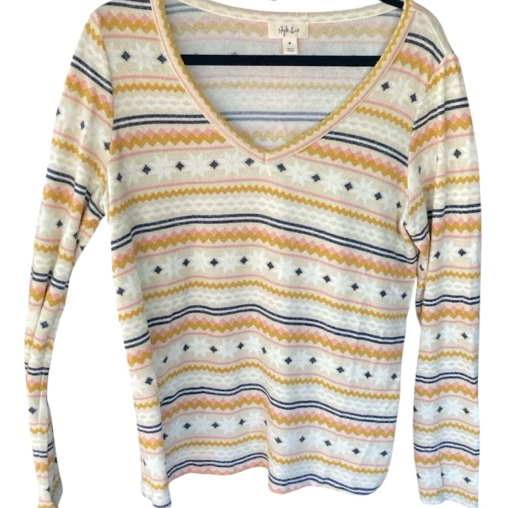 Style & Co. Patterned Long Sleeve V neck sweater snowflake ricrac size MEDIUM
